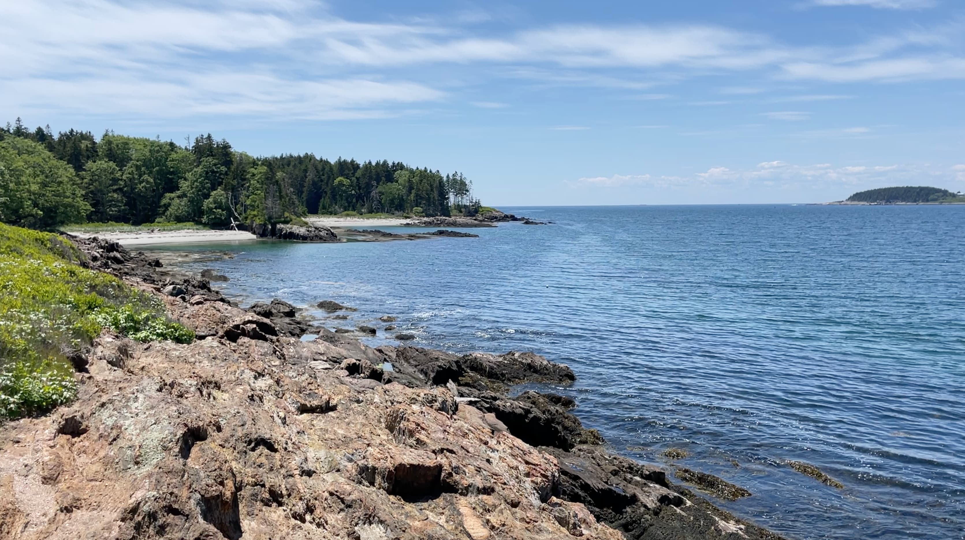 A rocky Maine coastline